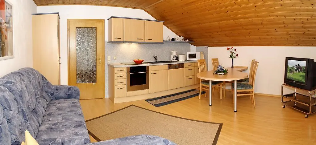 Apartment Ferienwohnung Lorenz Haibach